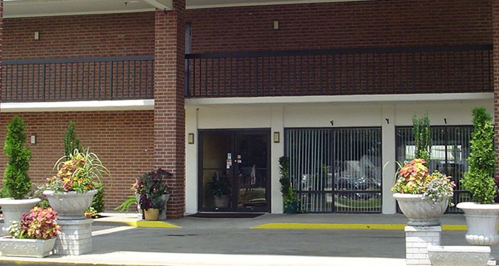 Motel Travel -